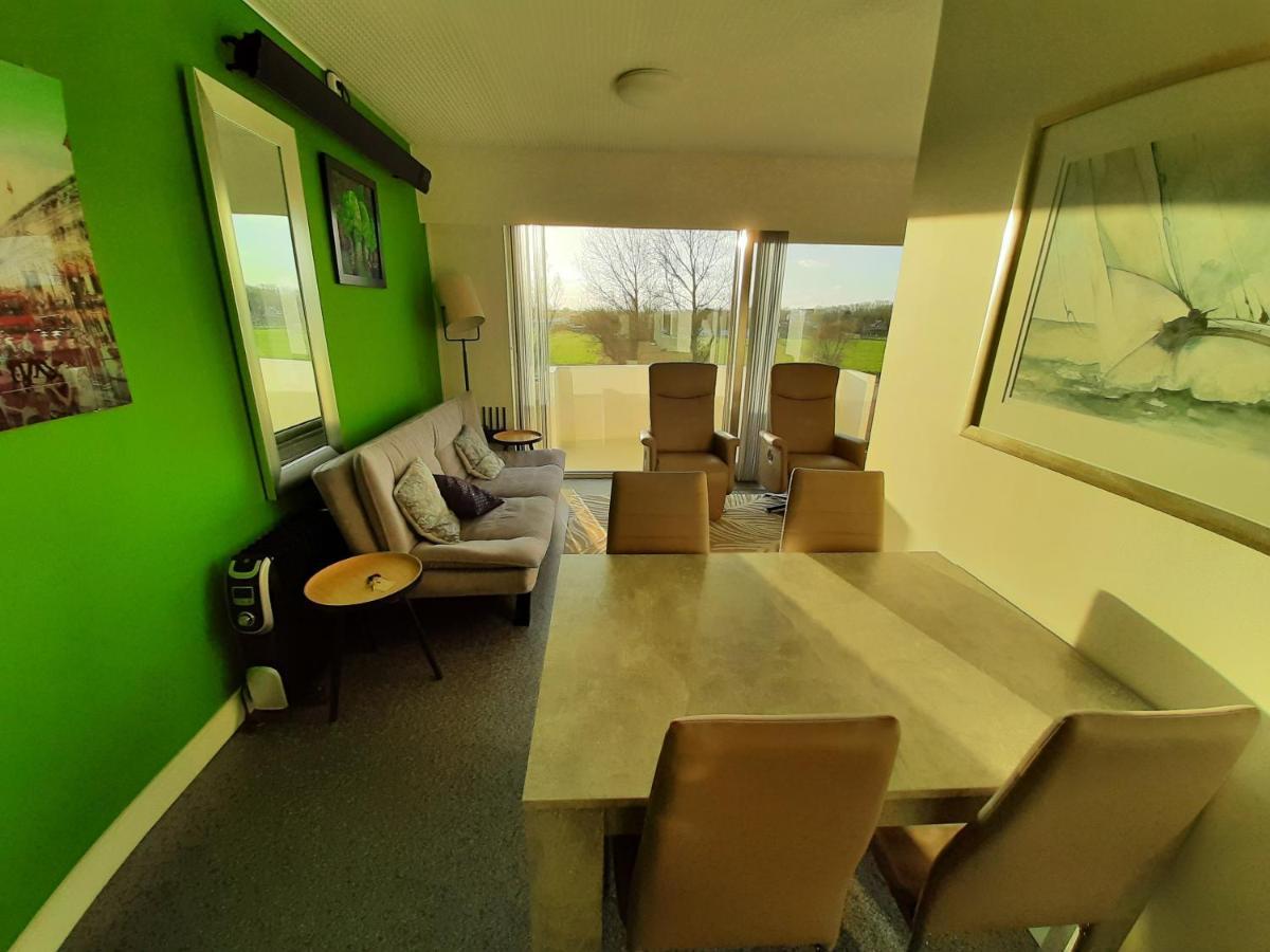 Zonnig Appartement In Een Uniek Gebouw Де-Хаан Экстерьер фото
